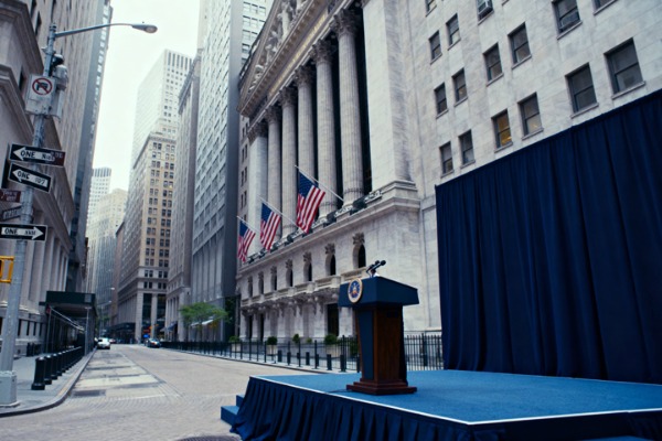 Wall Street recupera el apetito por riesgo ante señales de alivio político